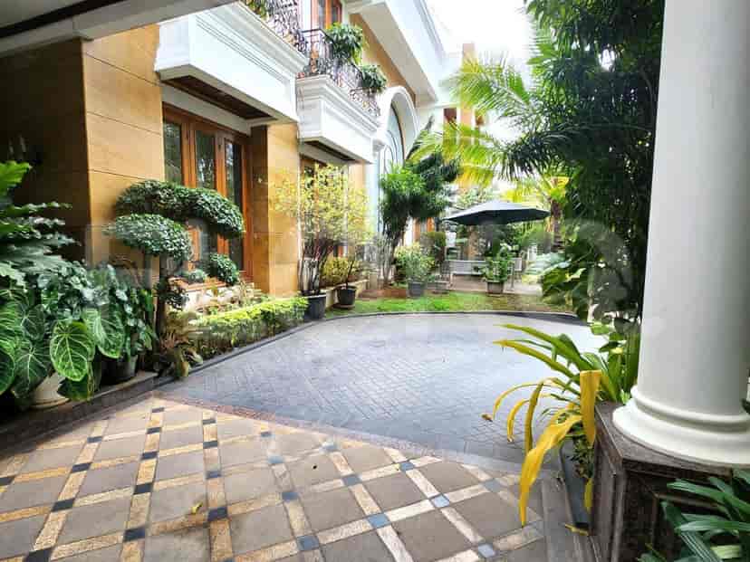 RHASff8 | House for Sale in Bintaro with 9 Bedrooms, 3 Floors 3