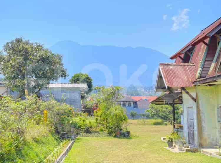 Dijual Rumah 5 BR, Luas 2000 m2 di Cisarua, Bogor - RHAS7ef 2