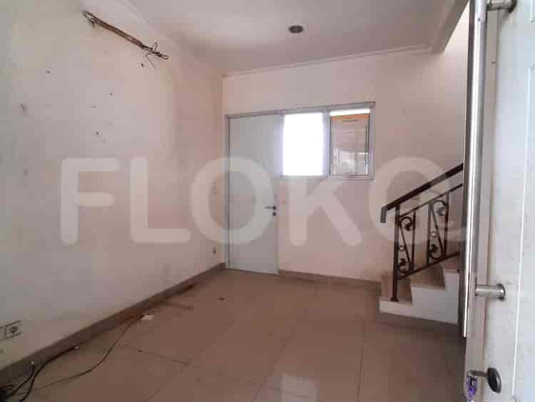 Dijual Rumah 2 BR, Luas 90 m2 di Cluster La Seine, Cakung - RHAS4bb 2