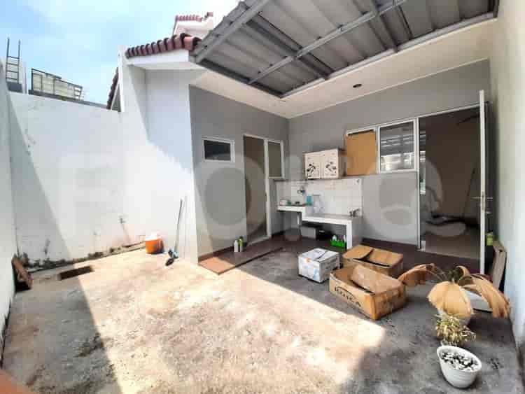 Dijual Rumah 2 BR, Luas 90 m2 di Cluster La Seine, Cakung - RHAS4bb 8