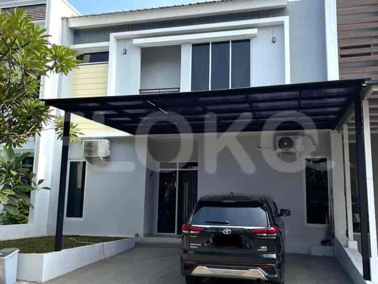 Dijual Rumah 5 BR, Luas 170 m2 di Yarra JGC, Cakung - RHAS4b9 1