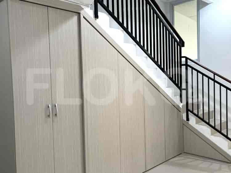 Dijual Rumah 5 BR, Luas 170 m2 di Yarra JGC, Cakung - RHAS4b9 3