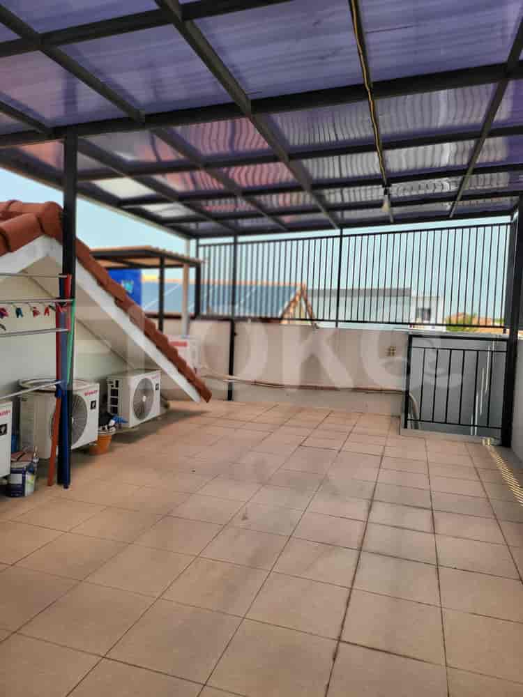 Dijual Rumah 5 BR, Luas 120 m2 di Garden City Cluster La Seine, Cakung - RHAS1ec 10