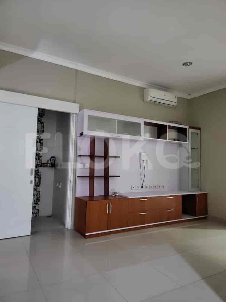 Dijual Rumah 5 BR, Luas 120 m2 di Garden City Cluster La Seine, Cakung - RHAS1ec 4