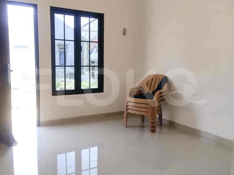 Dijual Rumah 2 BR, Luas 45 m2 di Cawang, Cawang - RHAS105 2