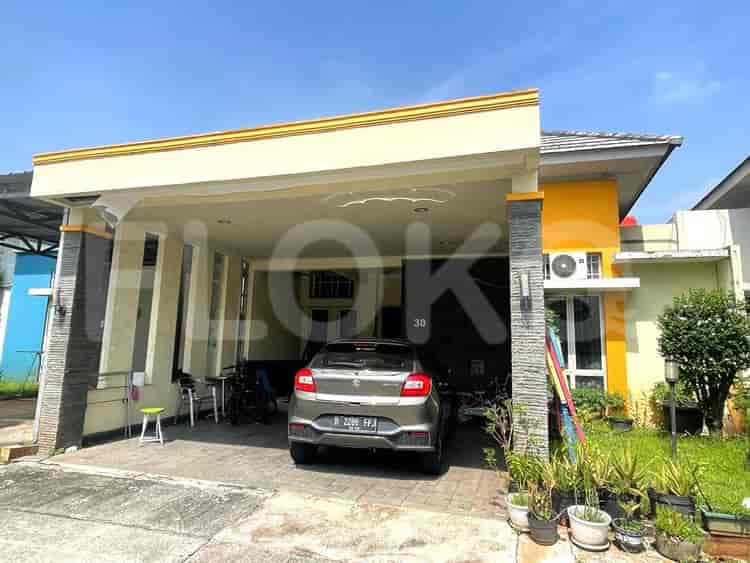 Dijual Rumah 3 BR, Luas 180 m2 di Cikarang, Cikarang - RHAS2fc 1