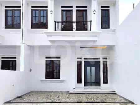 RHAS0aa | House Cilandak Sale - 4BR, 2 Floors with Balcony & City View 16
