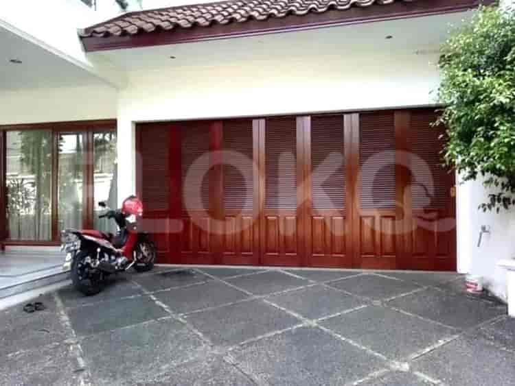 700 sqm, 4 BR house for sale in Jl. Kenanga, Cilandak - RHAS949 2