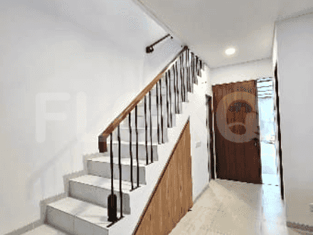 Dijual Rumah 3 BR, Luas 130 m2 di Cinere, Cinere - RHAS81a 2