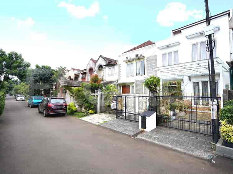 Dijual Rumah 3 BR, Luas 150 m2 di Griya cinere, Cinere - RHAS66f 1