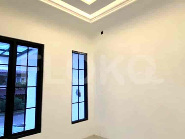 Dijual Rumah 3 BR, Luas 170 m2 di Cinere, Cinere - RHASe26 3