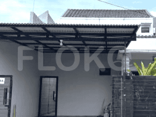 Dijual Rumah 3 BR, Luas 180 m2 di Blok K, Cinere - RHAS15b 1