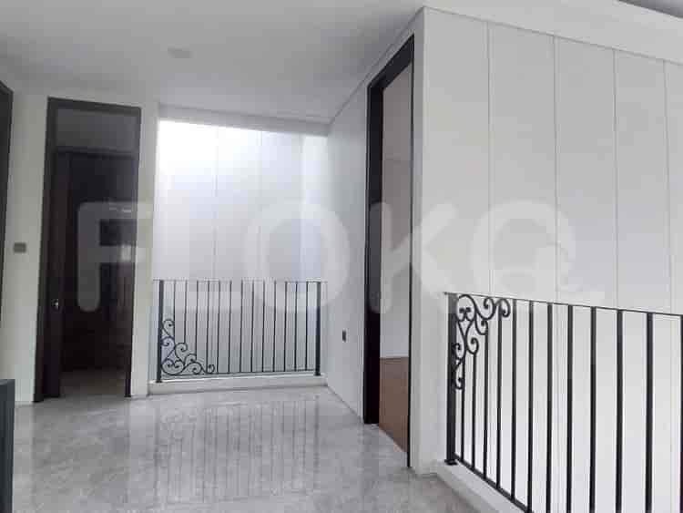 Dijual Rumah 3 BR, Luas 200 m2 di Cinere, Cinere - RHAS188 2