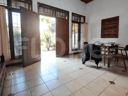 Dijual Rumah 3 BR, Luas 200 m2 di Megapolitan cinere, Cinere - RHAS581 2