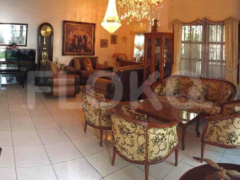 RHAS60b, 2 Floors House in Cipinang for Sale | Spacious 8BR Home 4
