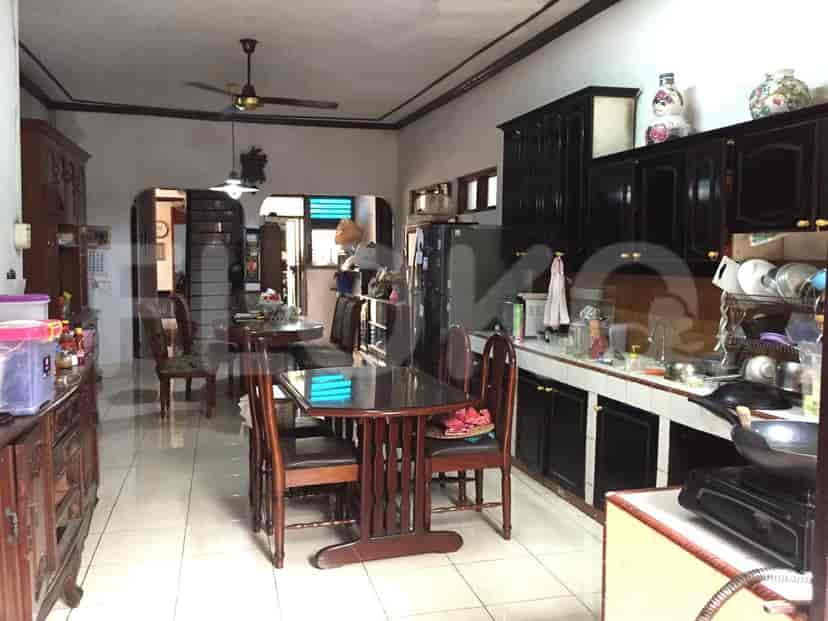RHAS60b, 2 Floors House in Cipinang for Sale | Spacious 8BR Home 6