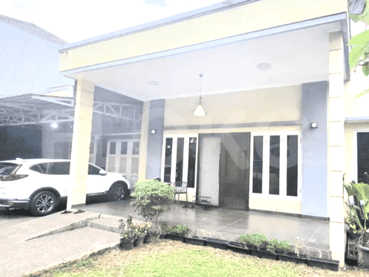 Dijual Rumah 5 BR, Luas 550 m2 di Komplek Pondok Kelapa, Duren Sawit - RHAS2d1 1