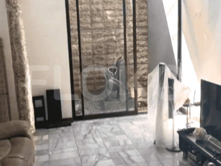 Dijual Rumah 5 BR, Luas 250 m2 di Duren Sawit, Duren Sawit - RHASb7c 2