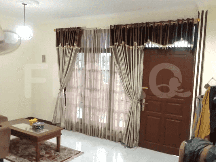Dijual Rumah 7 BR, Luas 300 m2 di Pondok Kelapa, Duren Sawit - RHAS203 3