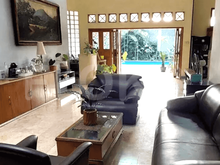 Dijual Rumah 3 BR, Luas 400 m2 di Jalan Binakarya, Fatmawati - RHAS115 2