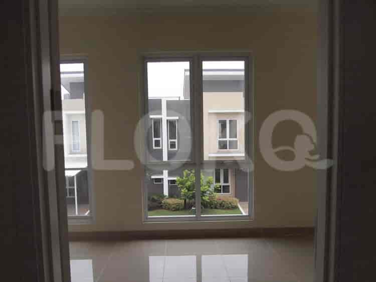 Dijual Rumah 4 BR, Luas 101 m2 di Rossini Raya, Gading Serpong - RHASe90 5