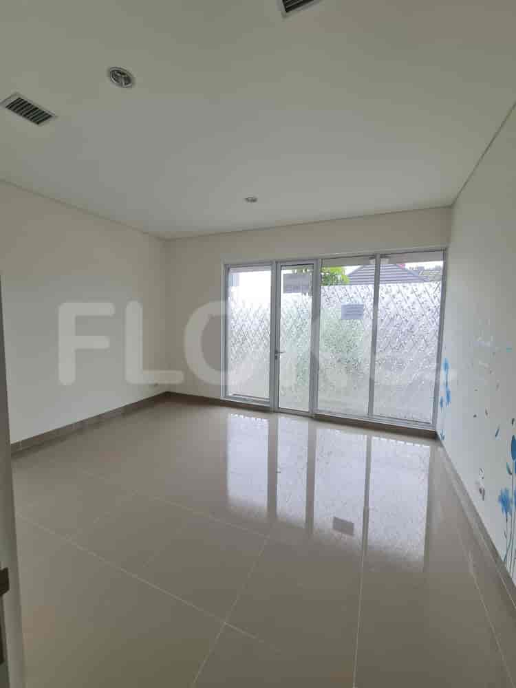 Dijual Rumah 4 BR, Luas 125 m2 di Nara Village, Gading Serpong - RHAS8c7 4