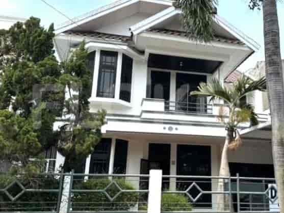 Dijual Rumah 4 BR, Luas 185 m2 di Gading Serpong, Gading Serpong - RHAS0b1 1