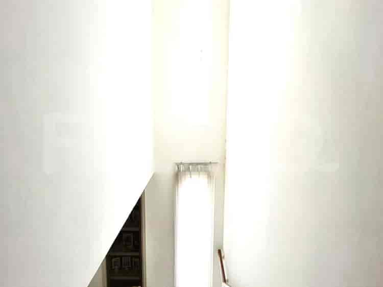 Dijual Rumah 4 BR, Luas 190 m2 di Gading Serpong, Gading Serpong - RHAS9d9 2