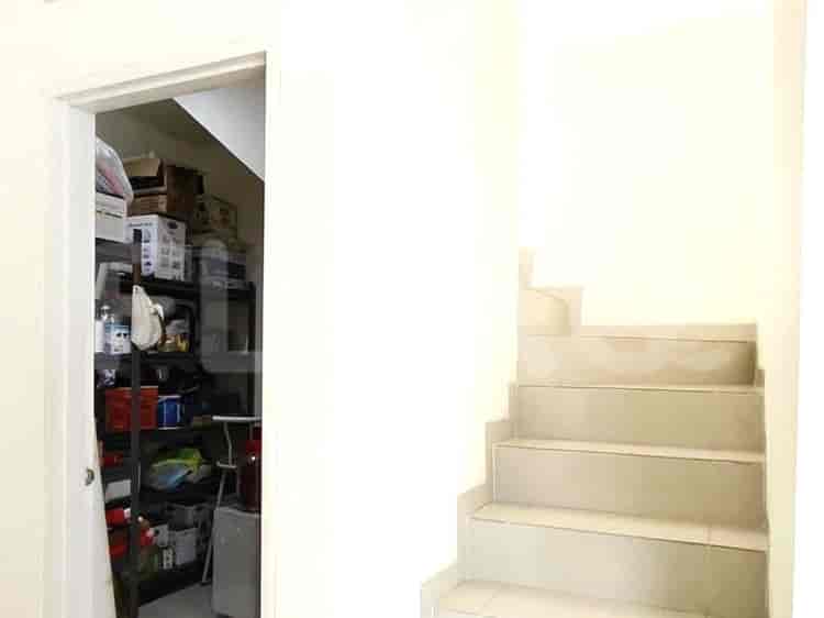 Dijual Rumah 4 BR, Luas 190 m2 di Gading Serpong, Gading Serpong - RHAS9d9 3