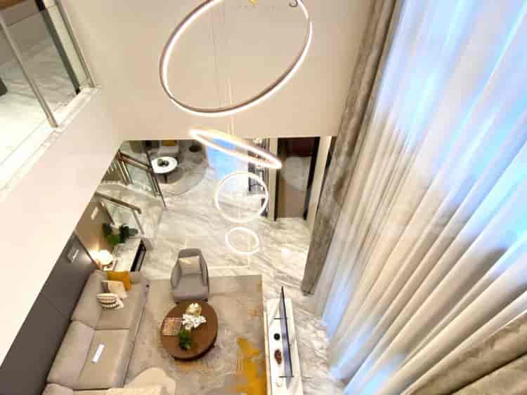 Dijual Rumah 4 BR, Luas 233 m2 di Kota Mandiri, Gading Serpong - RHAS10c 4