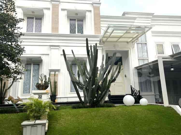 Dijual Rumah 4 BR, Luas 450 m2 di Gading serpong, Gading Serpong - RHAS8d1 1