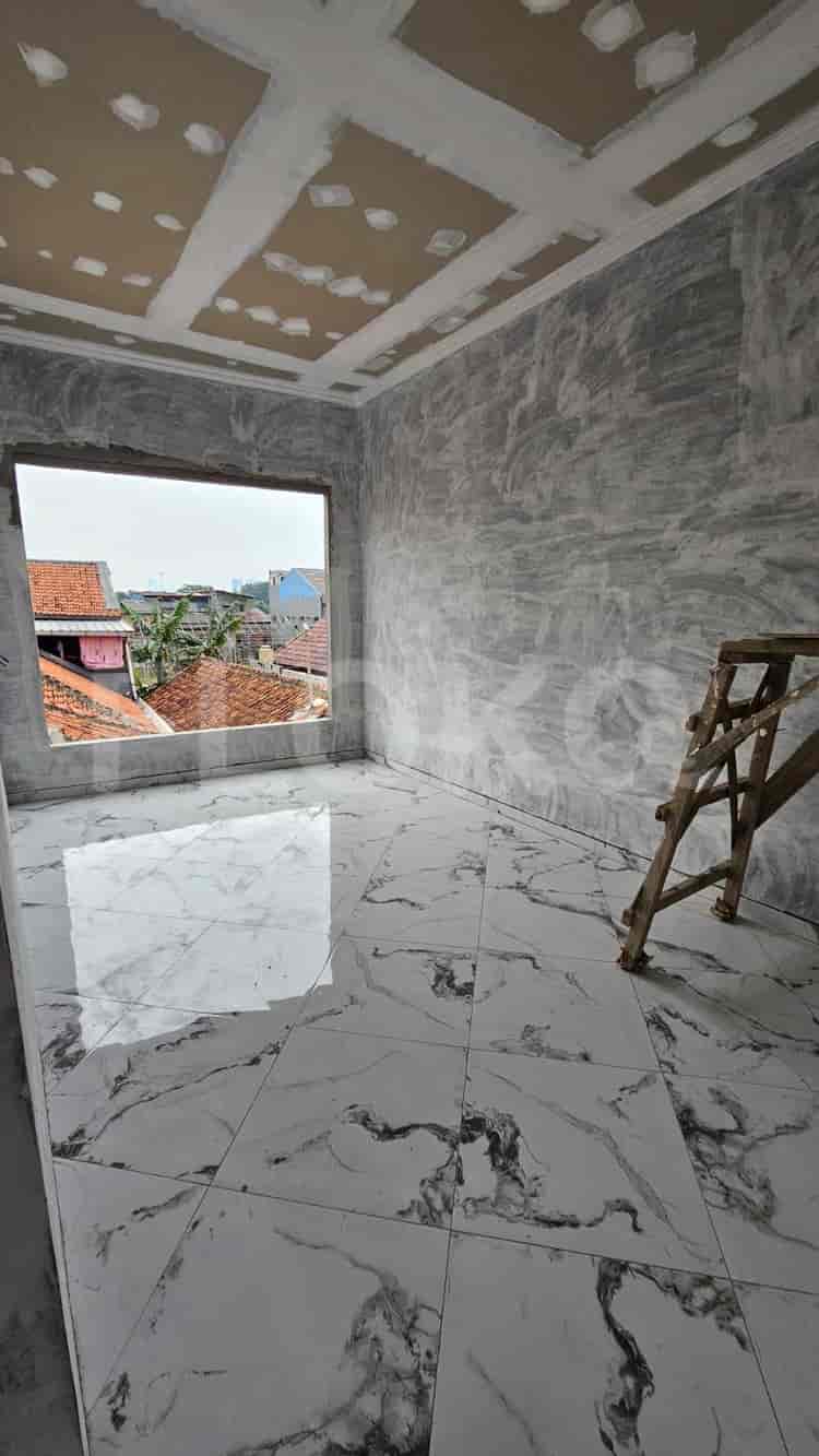 Dijual Rumah 4 BR, Luas 185 m2 di Gandaria, Gandaria - RHAS9a8 6