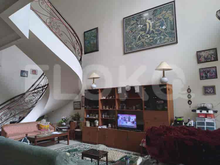 Dijual Rumah 4 BR, Luas 300 m2 di Jalan gandaria 8 nomor 14 , Gandaria - RHAS41b 5