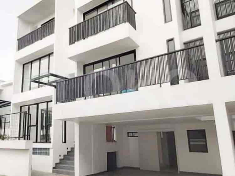 Dijual Rumah 4 BR, Luas 345 m2 di Gandaria, Gandaria - RHASbec 1
