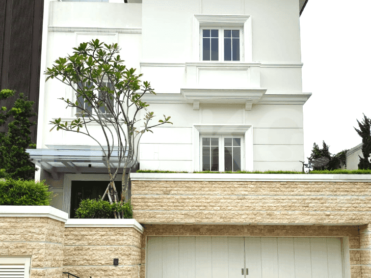 Dijual Rumah 4 BR, Luas 362 m2 di 1Park homes, Gandaria - RHASbe7 1