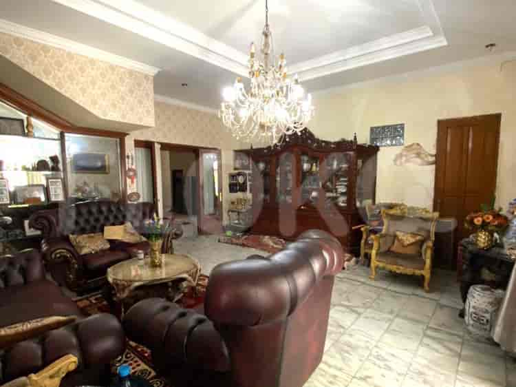 Dijual Rumah 7 BR, Luas 500 m2 di Radio dalam, Gandaria - RHASa10 2