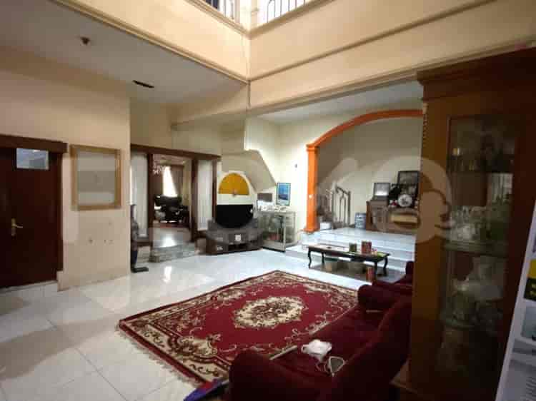 Dijual Rumah 7 BR, Luas 500 m2 di Radio dalam, Gandaria - RHASa10 3