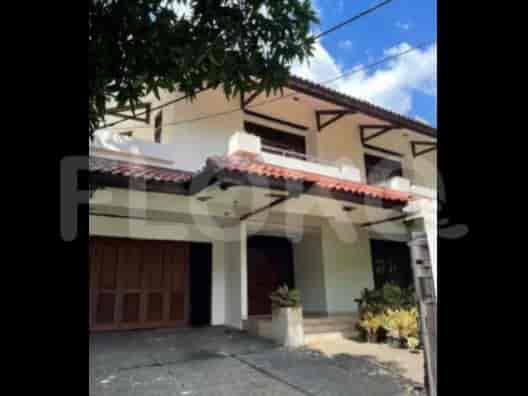 Dijual Rumah 4 BR, Luas 600 m2 di Area Gatot Subroto - Jakarta Selatan, Gatot Subroto - RHAS51f 1