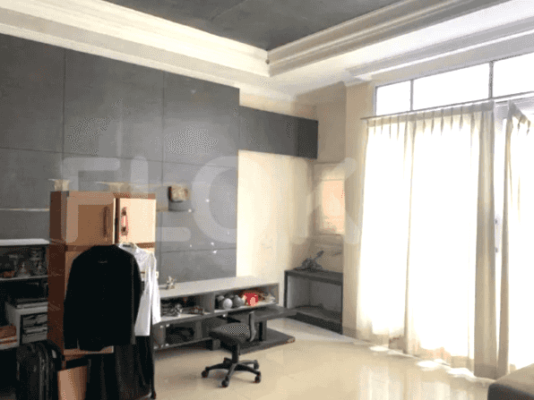 RHAS0b8 | House in Gatot Subroto for Sale with 3 Floors 3