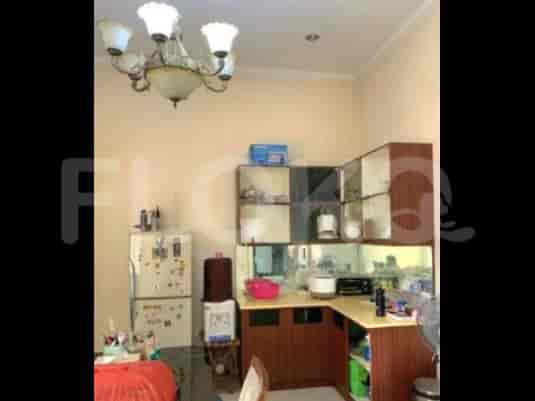 Dijual Rumah 4 BR, Luas 300 m2 di Jl. Tegal parang utara V, Gatot Subroto - RHAS0b8 5