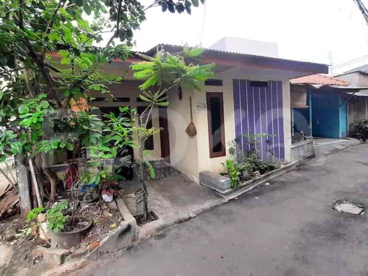 Dijual Rumah 2 BR, Luas 60 m2 di Jl. Kalibata Timur 3, Kalibata - RHAS398 2