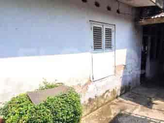 Dijual Rumah 3 BR, Luas 400 m2 di Jl. Raya Kalibata Selatan, Kalibata - RHAS8c2 8