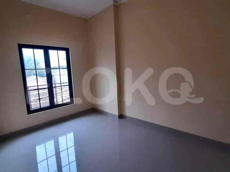 Dijual Rumah 3 BR, Luas 120 m2 di Jl. Kalibata Selatan, Kalibata - RHAS043 19