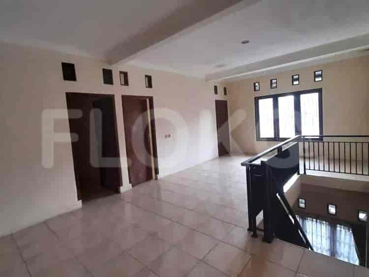 Dijual Rumah 4 BR, Luas 120 m2 di Jl. Raya Kalibata, Kalibata - RHAS2c8 6