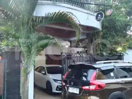 RHASf0c, 2-Floor House in Kalibata For Sale | Spacious & Near Amenities 1