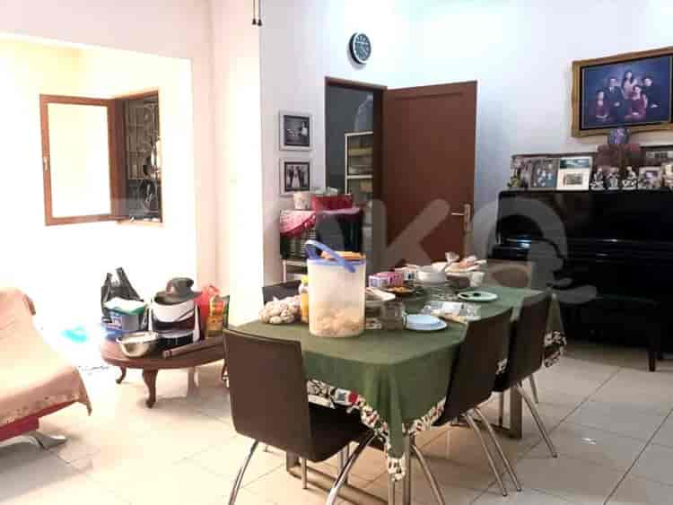 Dijual Rumah 4 BR, Luas 300 m2 di Jl. Kalibata Selatan, Kalibata - RHAS85b 4