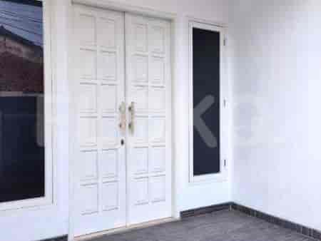 Dijual Rumah 5 BR, Luas 300 m2 di Jl. Jambu, Kalibata - RHASfdd 5