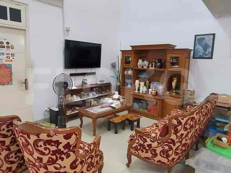 Dijual Rumah 6 BR, Luas 150 m2 di Jl. Kalibata Utara 2, Kalibata - RHAS90e 5