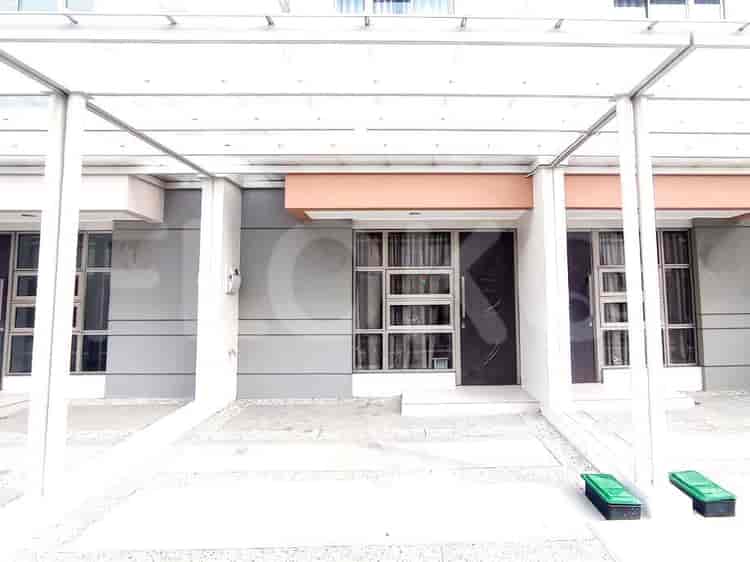 Dijual Rumah 3 BR, Luas 55 m2 di PIK, Kamal Muara - RHAS4bd 1
