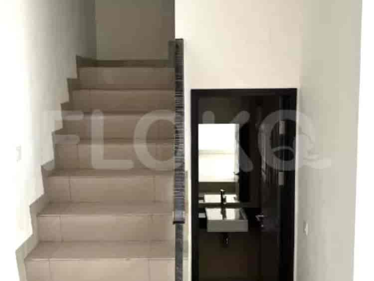 Dijual Rumah 3 BR, Luas 90 m2 di Cluster San Antonio, Kamal Muara - RHAS186 2